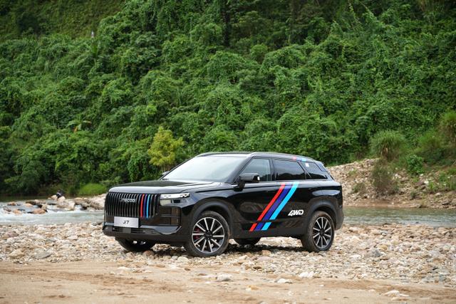 Jaecoo J7 AWD Individual – mẫu SUV hạng C mang tinh thần offroad mạnh mẽ,  sắp ra mắt tại thị trường Việt Nam