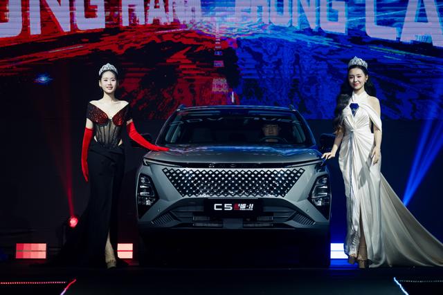 “Chiếc xe thuyết phục tôi ngay cả khi chưa lái thử” – khách hàng đặt cọc Omoda C5 SHS-H chia sẻ