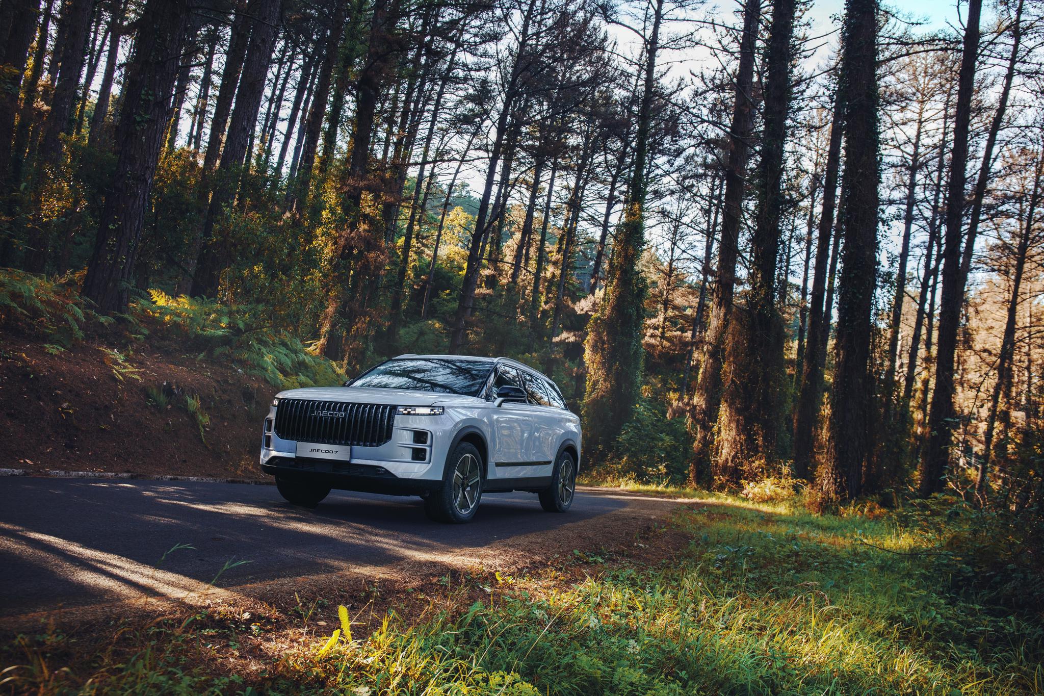 Jaecoo J7 lập đỉnh doanh số, Omoda & Jaecoo vào Top 8 tại Anh tháng 1/2026